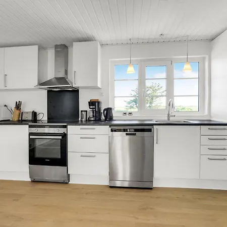 3 Bedroom Cozy In Casa vacanze