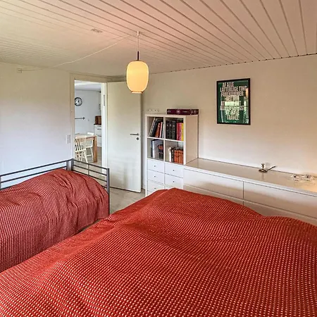 3 Bedroom Cozy In *